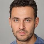 Stanislav Drako - webový vývojář, portrétová fotografie pořízená 16.03.2021. Zdroj: https://stanislav-drako.cz